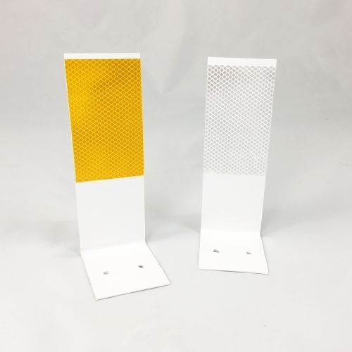 PCBM-9-Y1 DG 3X3  Barrier Reflector, Yellow, VA Spec